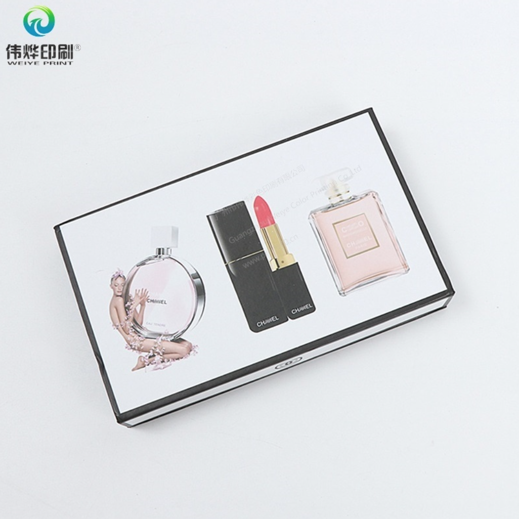 Black & White Packaging Magnet Box