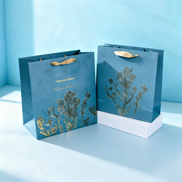Personalized Middle Gift Paper Bags with Logo Printing Services
