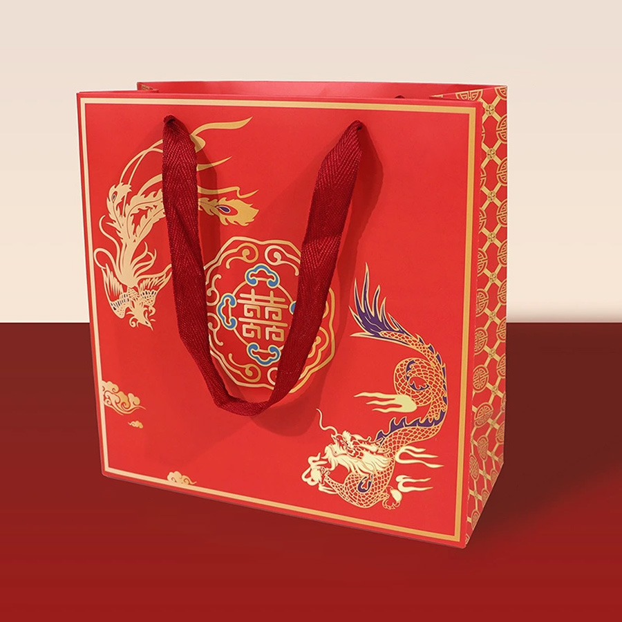 Stylish Art Paper Bags for Garment and Footwear Packaging