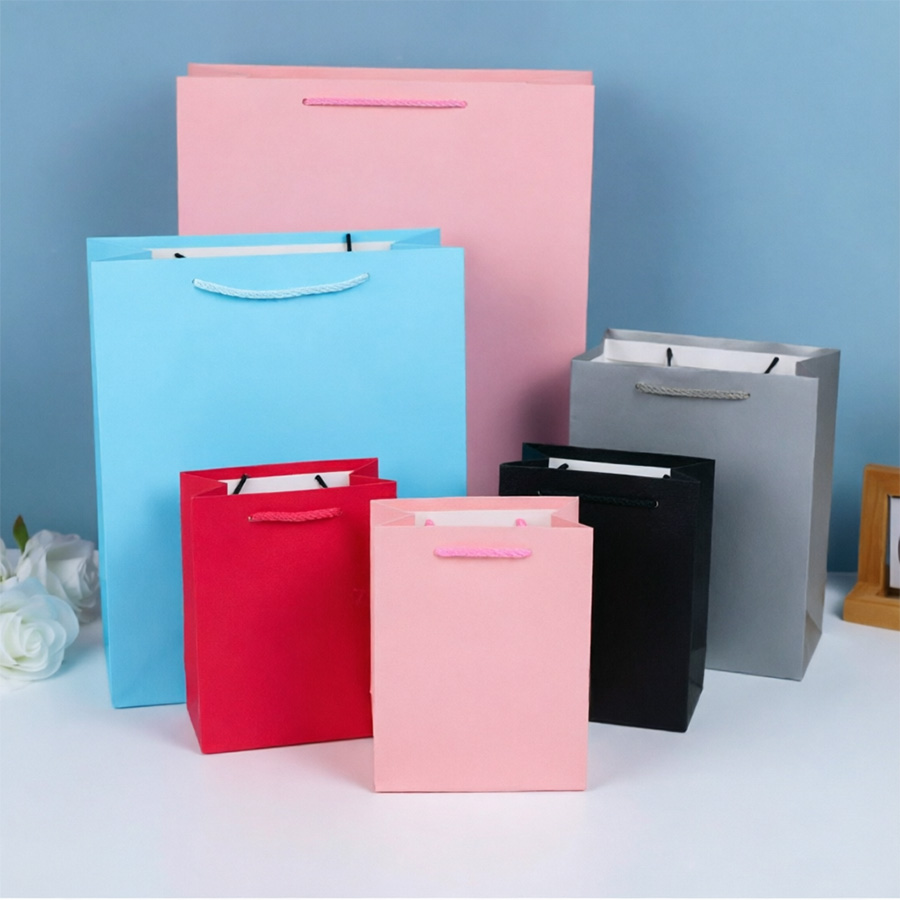 Stylish Hot Stamping Printed Paper Bags for Eco-Friendly Shopping