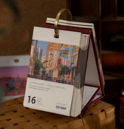 Luxury Classical Table Calendar