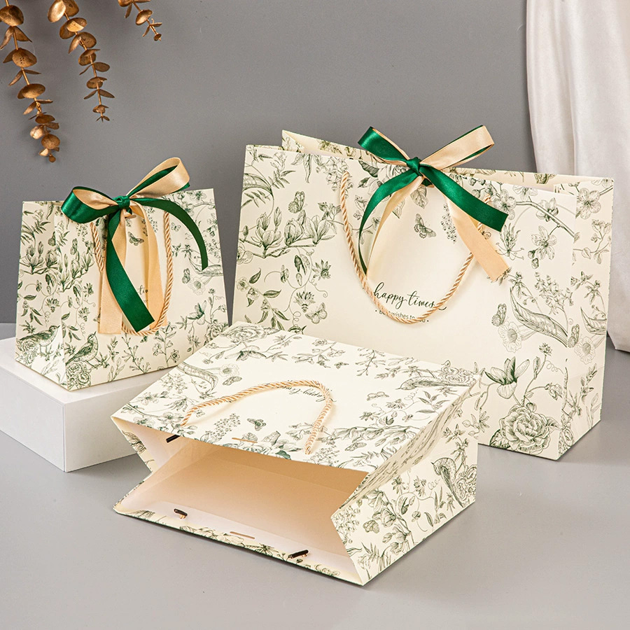 Vibrant CMYK Printed Paper Gift Bags for Professional Branding