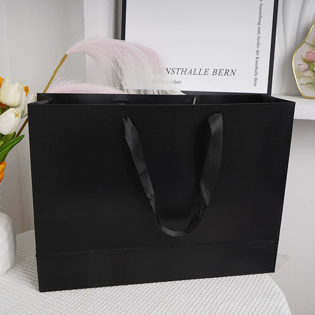 Eco-Friendly Cosmetic Hand Bags with Custom Logo Printing