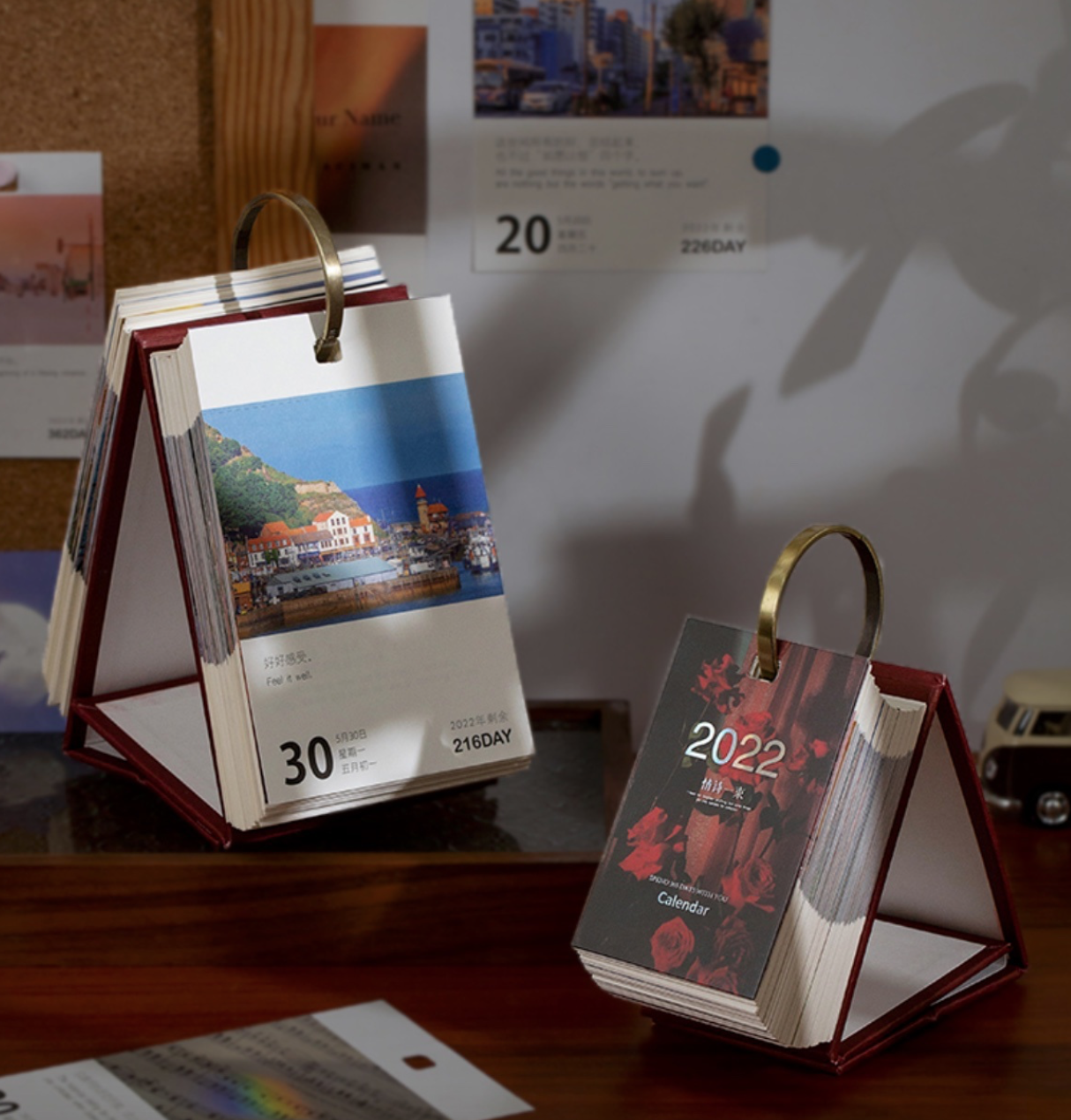 Luxury Classical Table Calendar