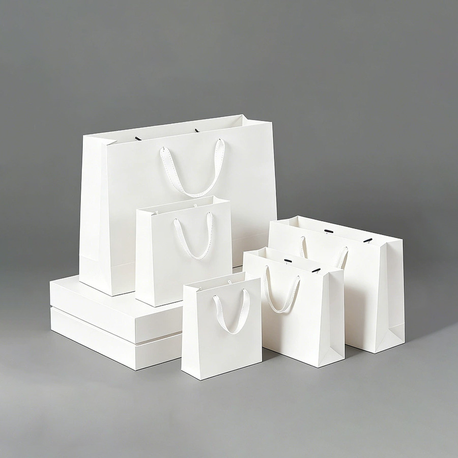 Stylish Custom Kraft Bags for Beauty Products and Gifts