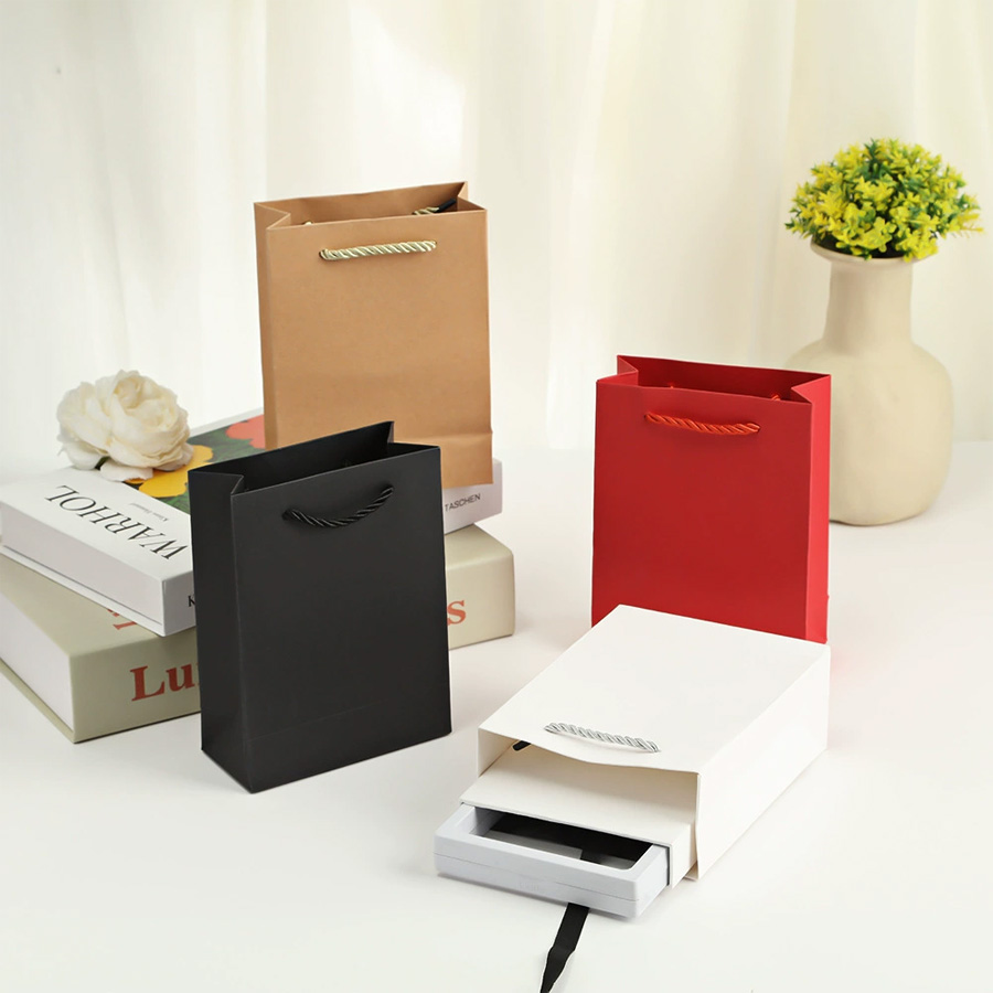 Eco-Friendly Rectangle Printing Gift Bags for Elegant Packaging
